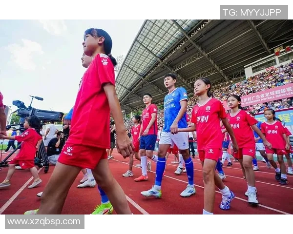 南粤足球明星欧伟的传奇旅程与辉煌成就探秘